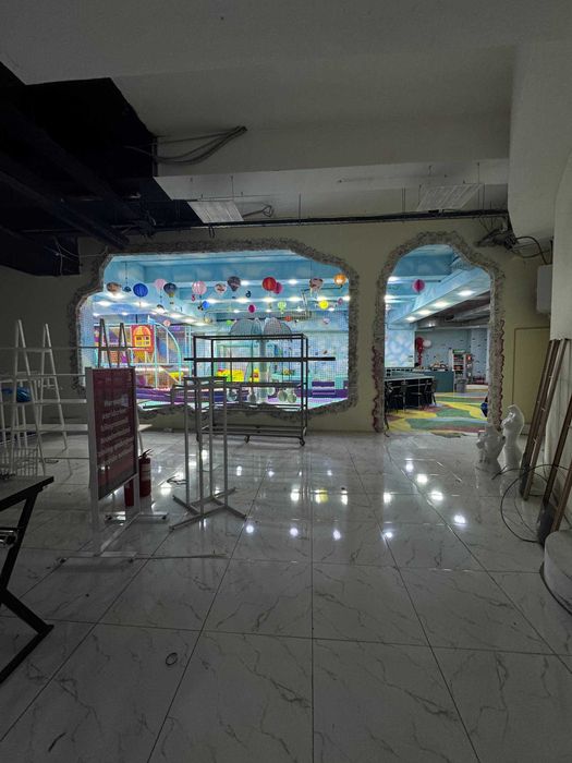 м.Дружба Народов Караташ Медиапарк 1-этаж 1600 м² с ремонтом