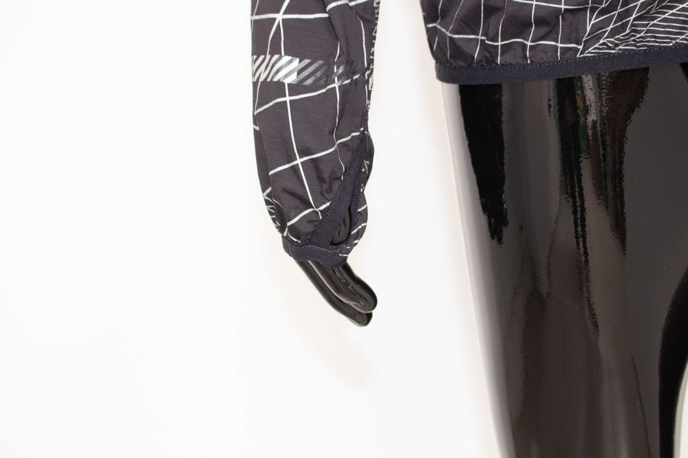 Superdry Run Lightweight Wind Shell мъжко яке тип ветровка черно светлоотразително S-М