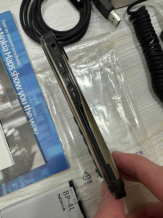 Nokia E71, оригинал в отличном состоянии