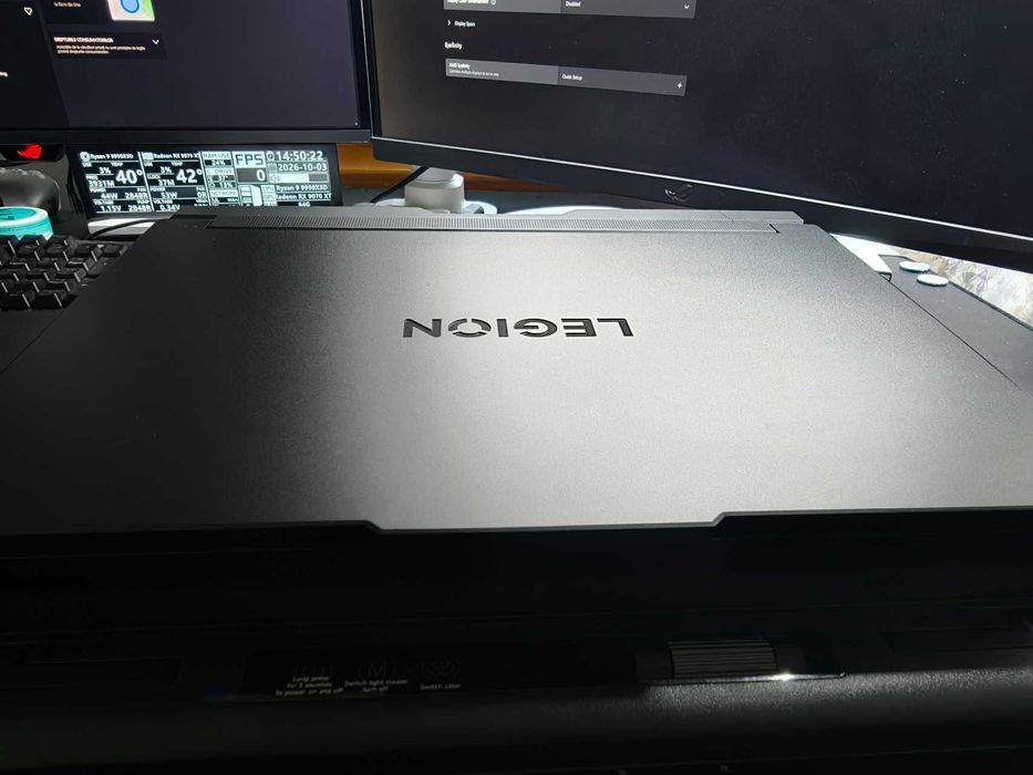 Lenovo Legion Pro 7i 16IAX10H | Ultra 9 275HX | RTX 5090 24GB | 64GB RAM | OLED 240Hz | Garantie eMAG