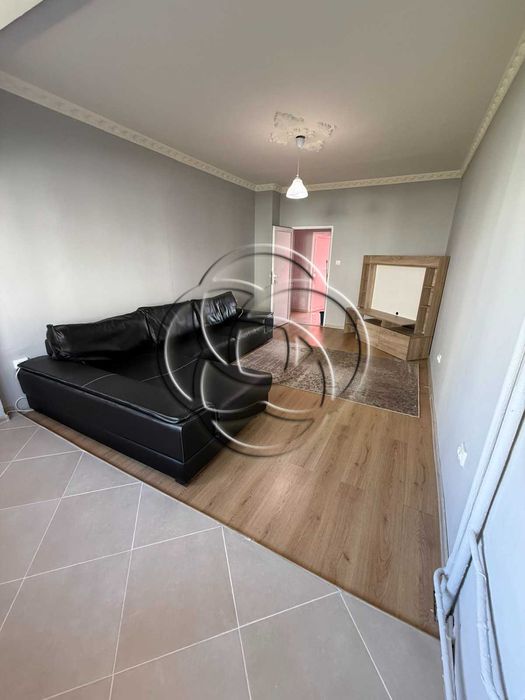 Дава се под наем Двустаен апартамент в София, Дружба 1 - 80 кв.м за 698.19 € - Снимка #2