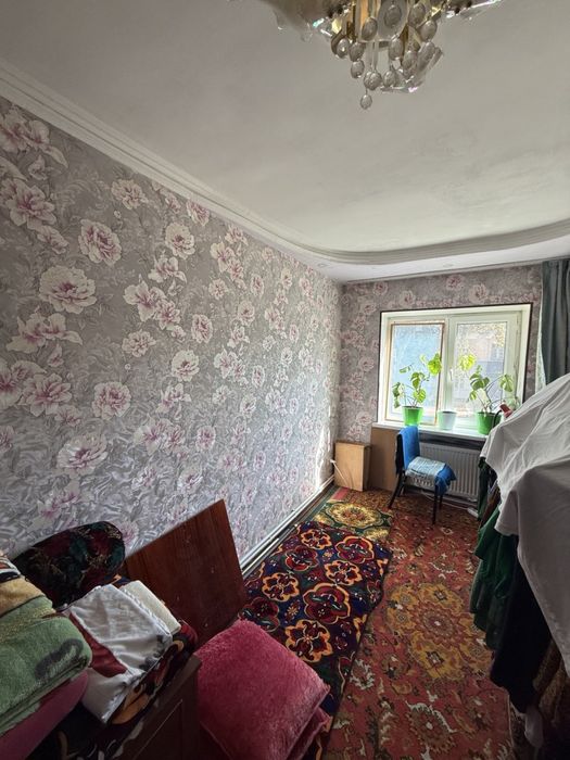 3 ком 2 этаж навои