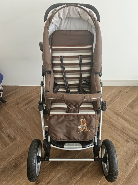 Детская коляска Baby Care.