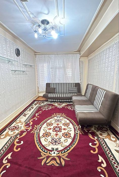 Продается квартира Метро Космонавты,ЦУМ, с средним ремонтом,73м2