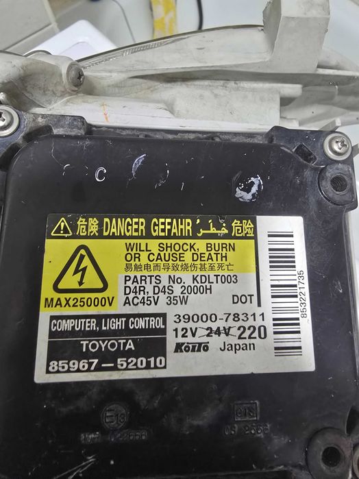 Camry 40 Europe фар Левый L