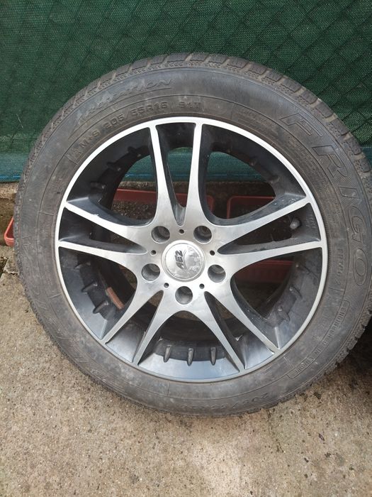 Джанти 16ки 5х114,3 67.1 с втулки ет. 40. 7j