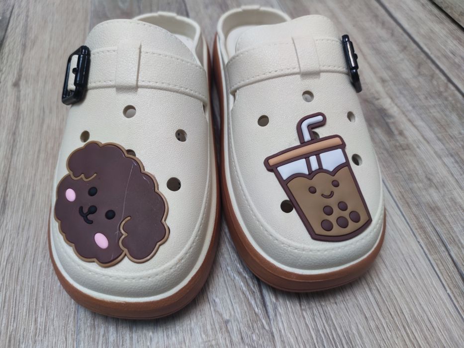 Продам новые тапочки