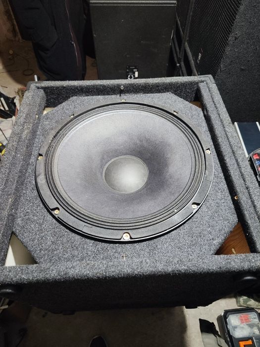 Тонколони 15 инча басови / бас боксове bass boxes 500 watts
