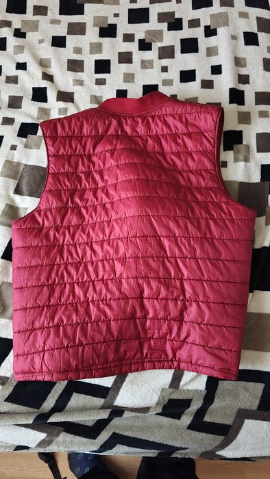 Vesta rosie noua Zara, marimea L