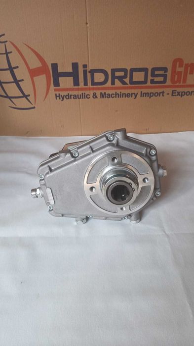 Multiplicator de turatie grupa 3 cu pompa hidraulica