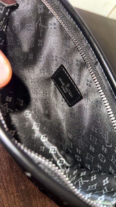 Чанта тип клъч Luis Viton