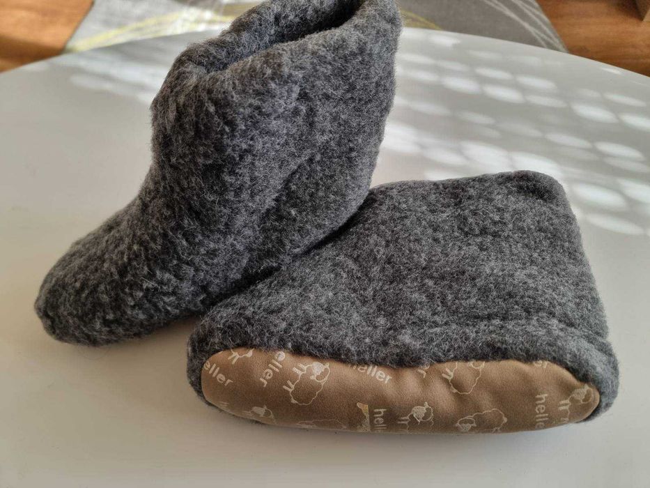 Домашни пантофи от вълна