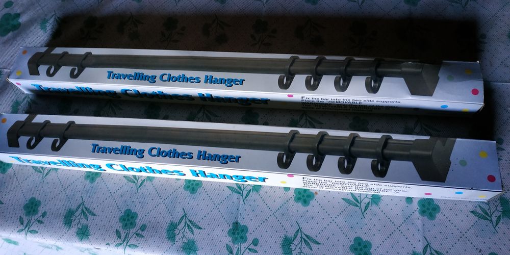 Закачалки пластмасови Швейцария