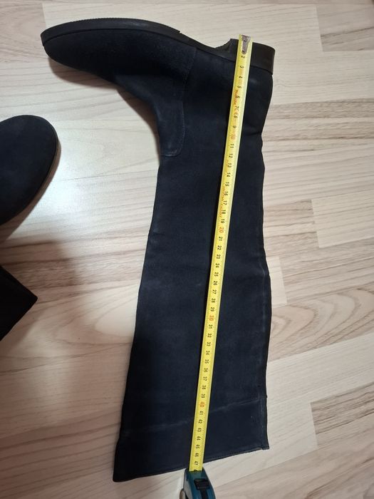 Cizme noi piele intoarsa, mar. 36