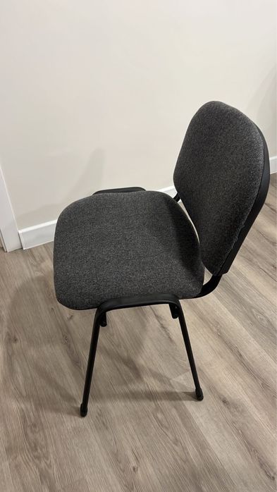 Стулья офисные новые