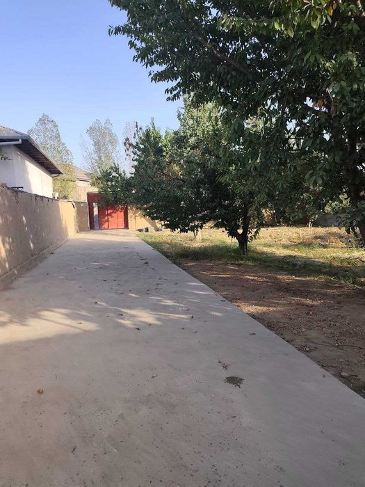 Янгийўл тумани Қоратепа махаласи 11 соток 4 хона уй сотилади