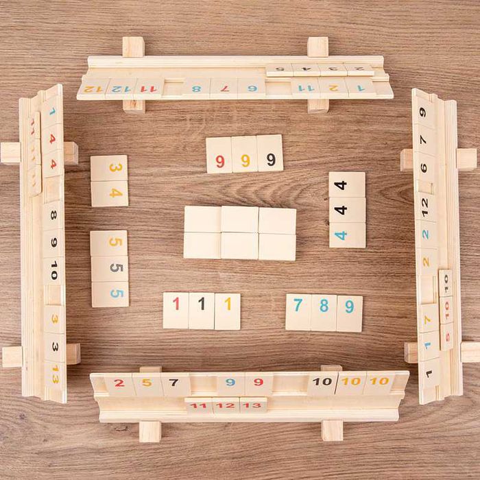 Joc de societate Remmy Rummy Remi din lemn, 106 piese, NOU 99 Lei