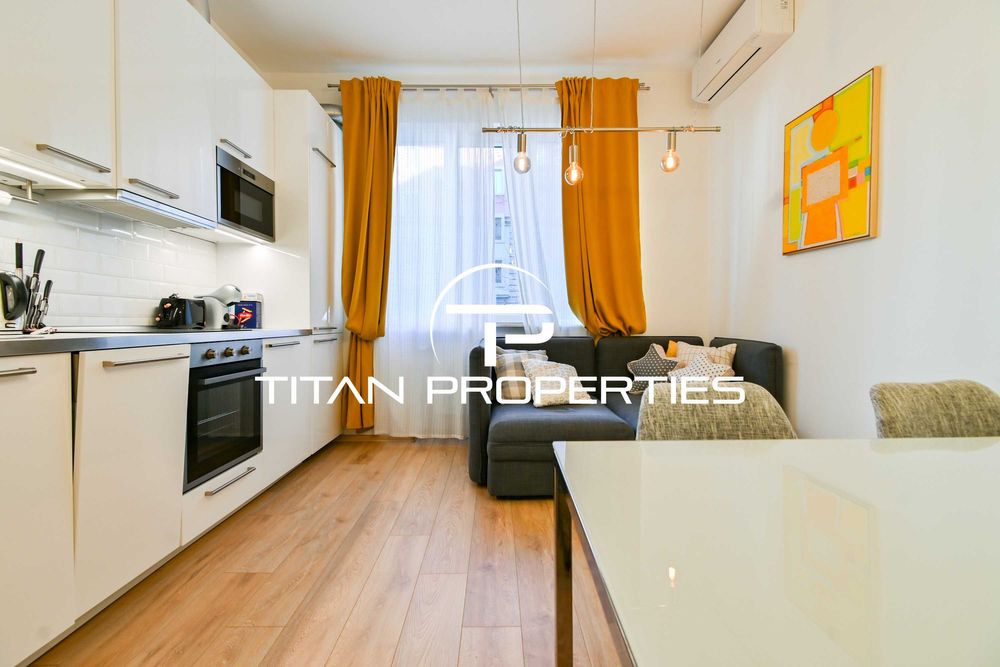 Дава се под наем Тристаен апартамент в София, Център - 65 кв.м за 850 € - Снимка #3