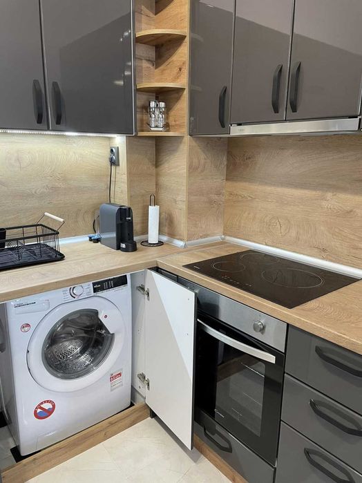 Дава се под наем Двустаен апартамент в Пловдив, Тракия - 77 кв.м за 375 € - Снимка #4