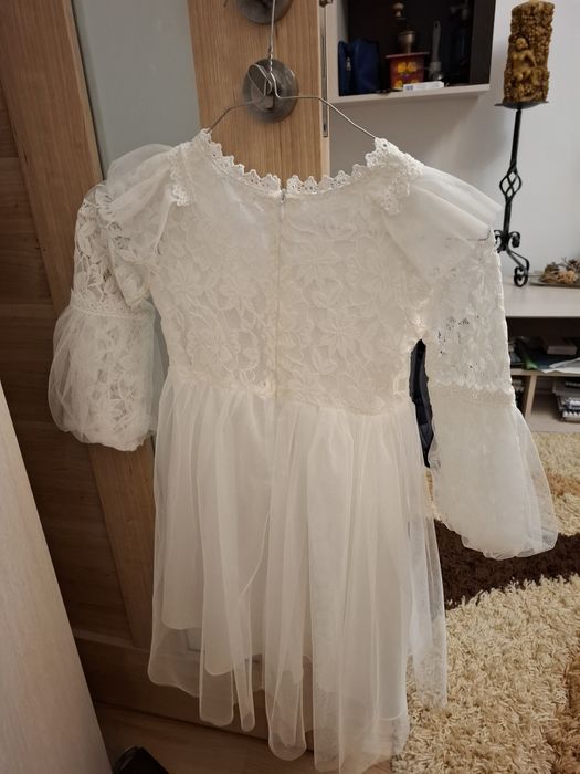 Rochita serbare,alba,fulg de nea