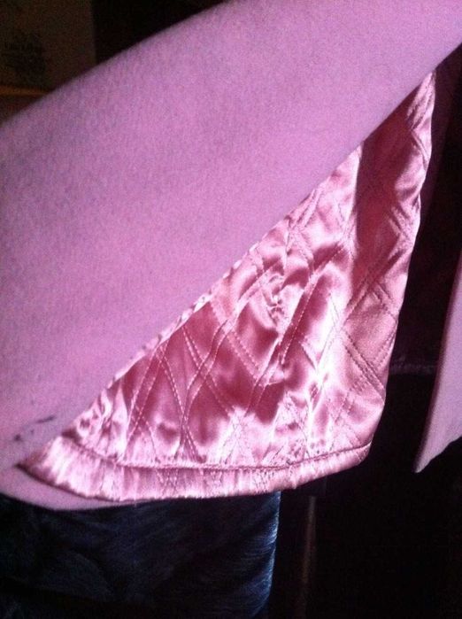 Пальто демисезонное 44 разм.