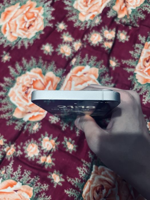 Айфон 13 (iphone 13)