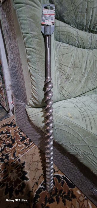 Бур на большой перфоратор