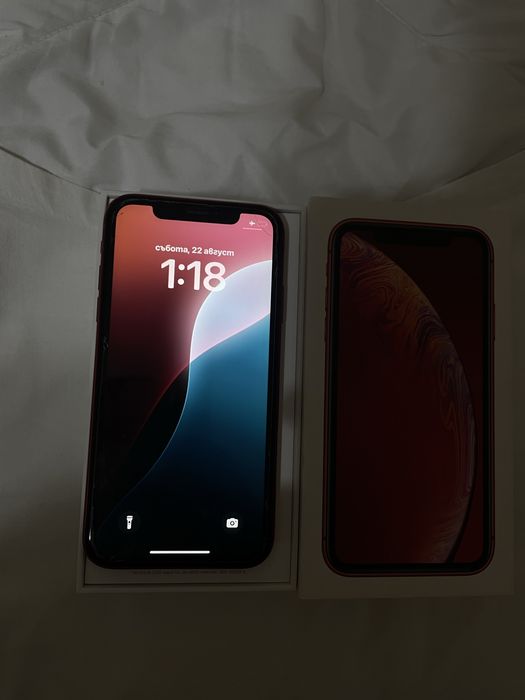 iPhone XR Red 64GB – като нов!