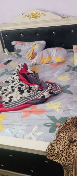 Продам спальни гарнитур