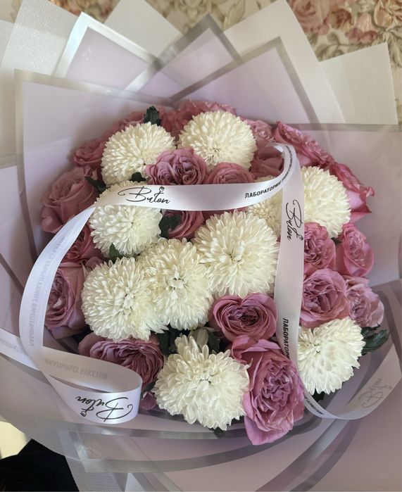 Свежие цветы момоко