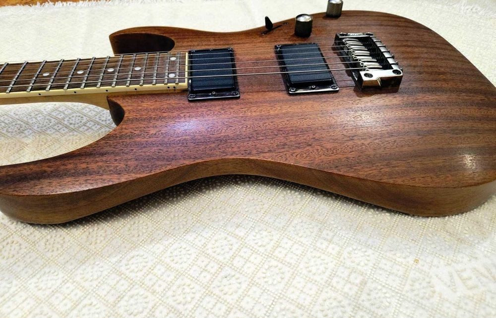 КИТАРА Ibanez rGA32