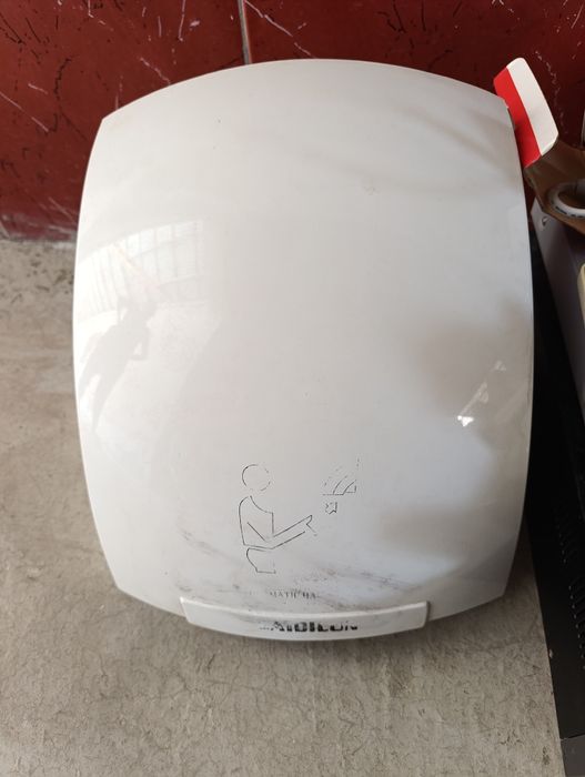 Teз ва келишилган холда сотилади