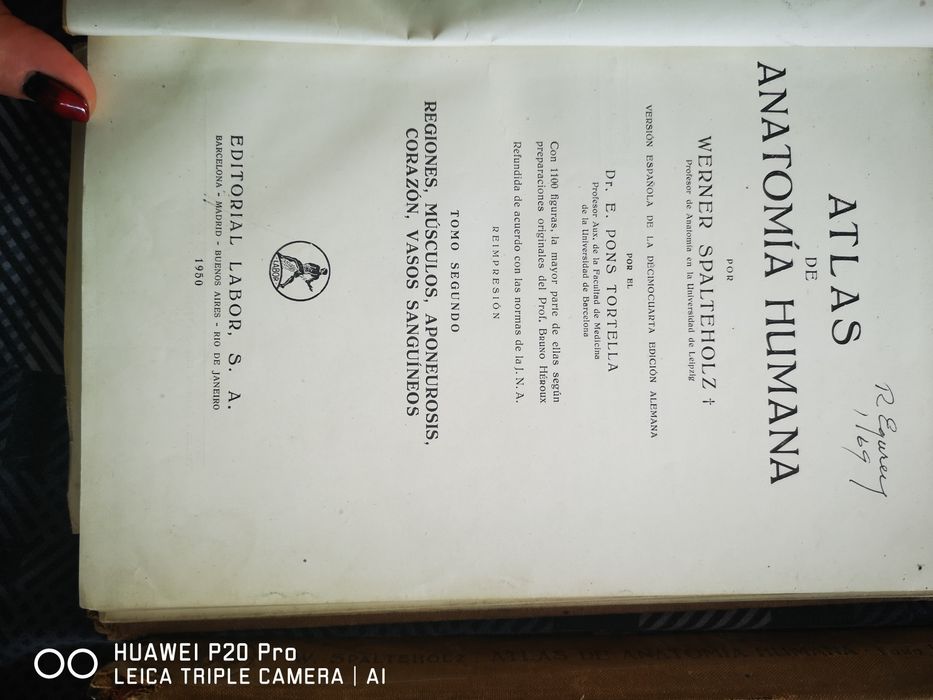 Учебник Esperantologio, физиология и атласи по анатомия на испански