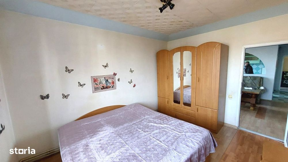 Apartament 3 camere decomandate zona Terezian