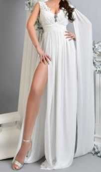 Doua rochii de mireasa