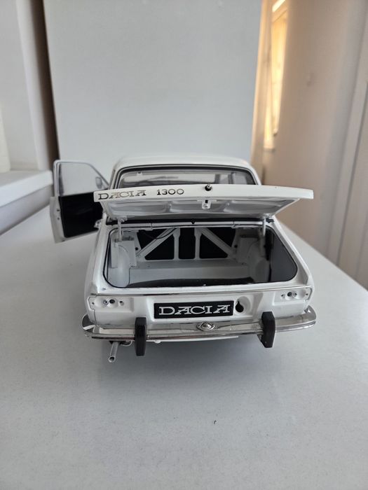 Macheta Dacia 1300 cu mici lipsuri