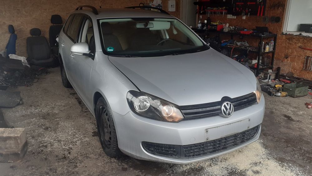 Dezmembrez Piese Vw Golf6 din 2012