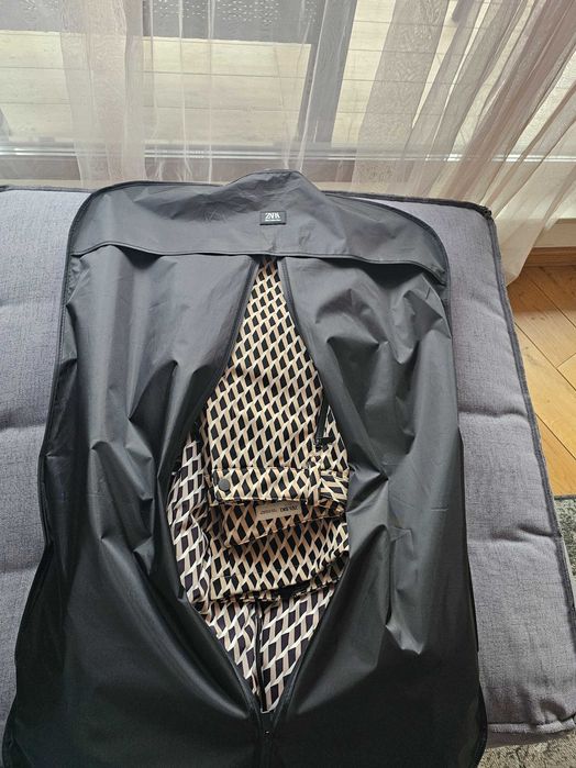 Ски екипировка Зара