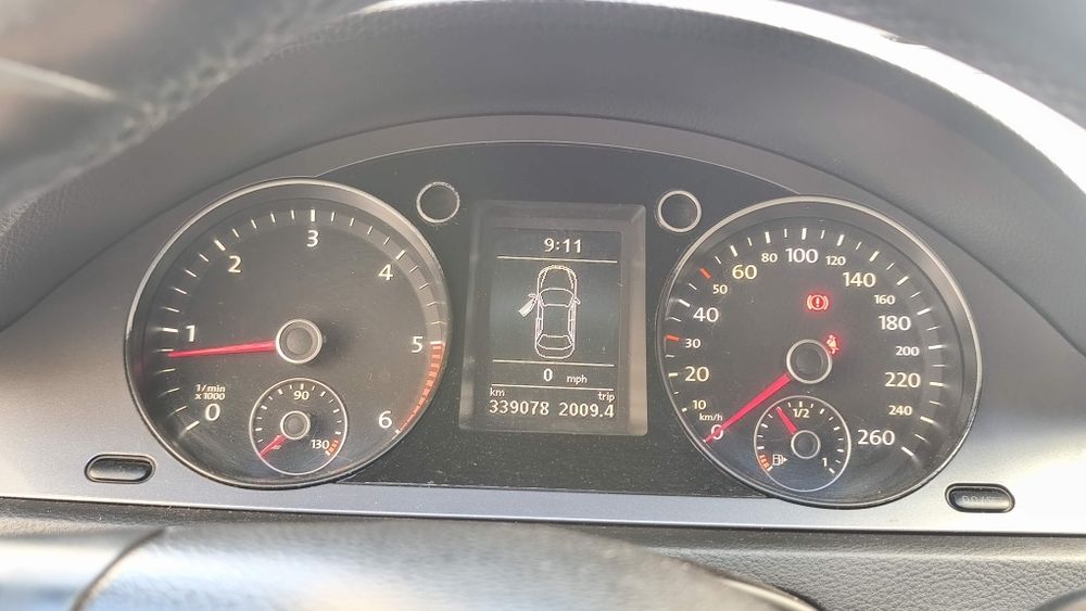 Volkswagen Passat CC 2010 diesel, 3.773 € — imagine 3