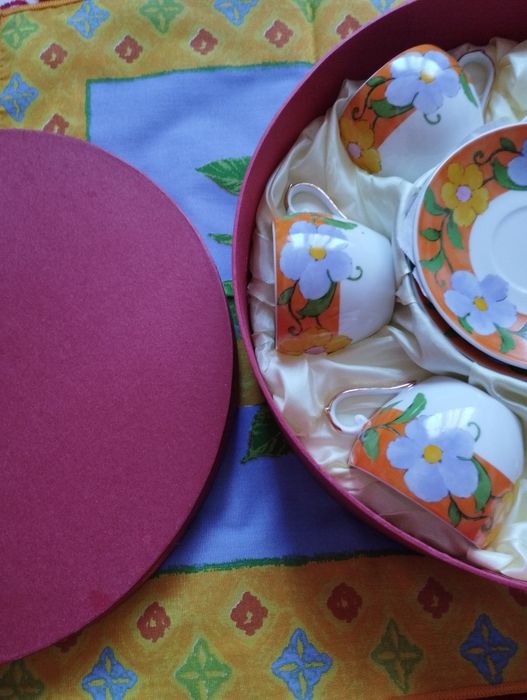 Сервиз за кафе от костен порцелан