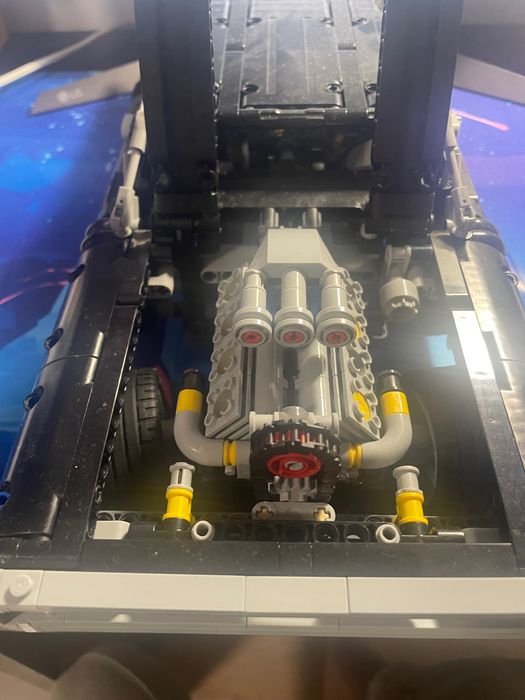 Lego Tehnic:Don's Dodge Charger 42111,1077piese,10+,Fast & Furios
