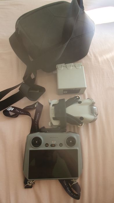 Dji mini 4 pro  fly more more combo