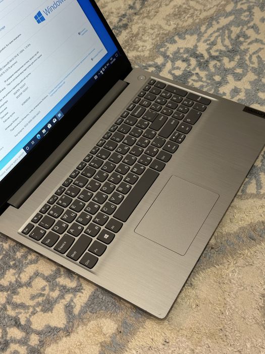 Ноутбук Lenova / Ленова