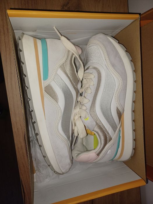 Дамски кецове Gioseppo