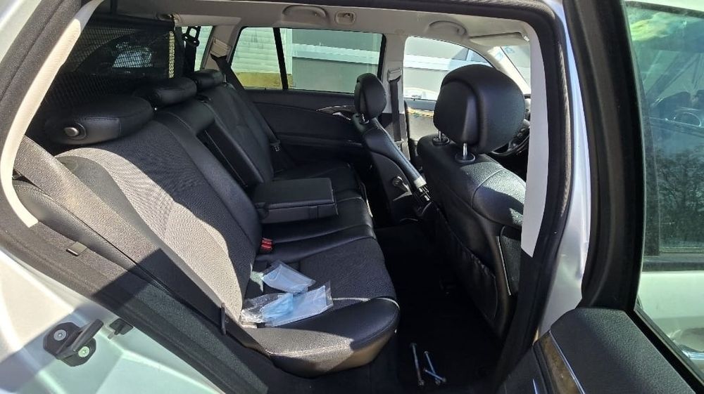 Dezmembrez Mercedes E class W211 facelift 
3.0 v6 diesel 2008