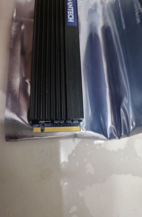 Vând SSD M2 -2280 - 1 TB / PCIe Gen3.0 x4, NVMe, MLC, Nou - Sigilat!