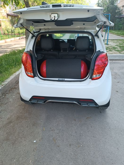 Спарк   сотилади автомат 2 евро