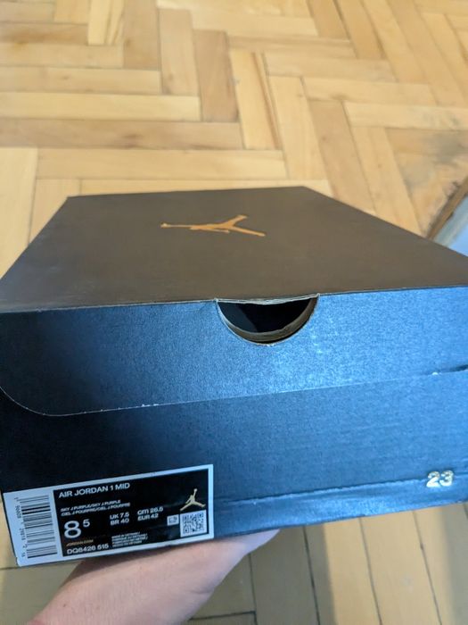 Nike Air Jordan 1 Mid Blueberry