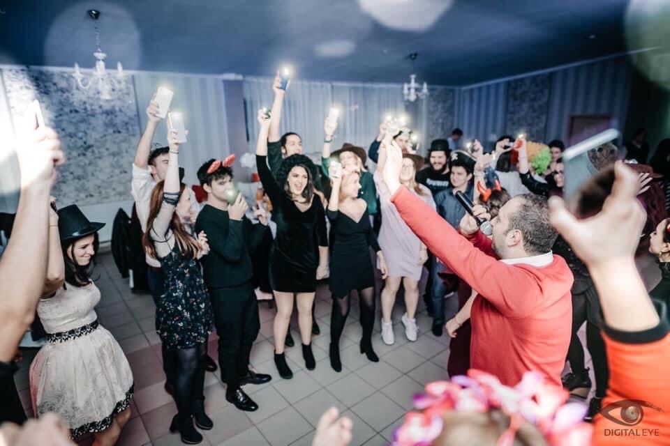 DJ Nunta-Botez-Majorat(Fum greu,schela lumini,Foto-Video)