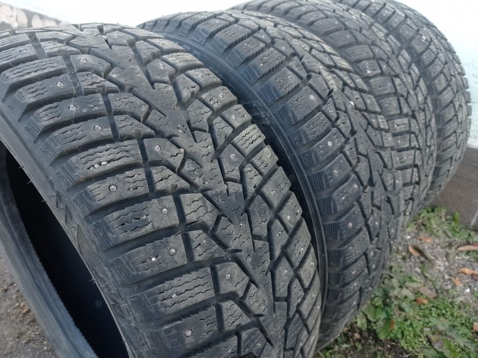 Продам резину. .